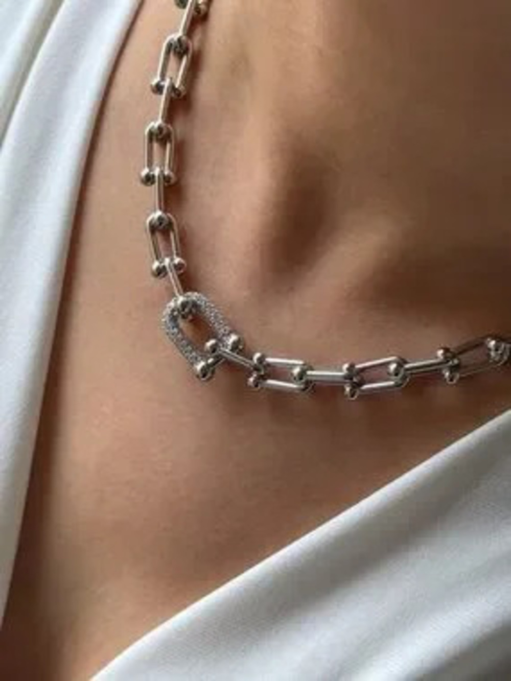 Hardware Graduated Silver Pave U Link Chain Necklace